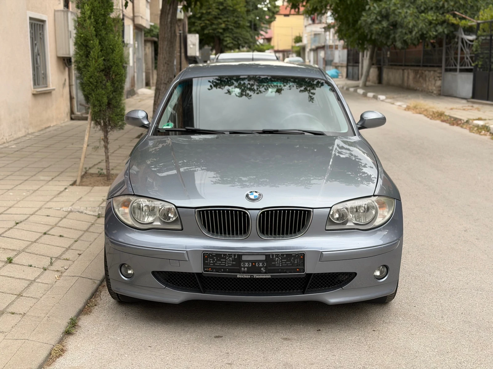 BMW 120 2.0D 163кс. Автомат* Парктроник* Подгрев* Старт-Ст, снимка 2 - Автомобили и джипове - 55516395