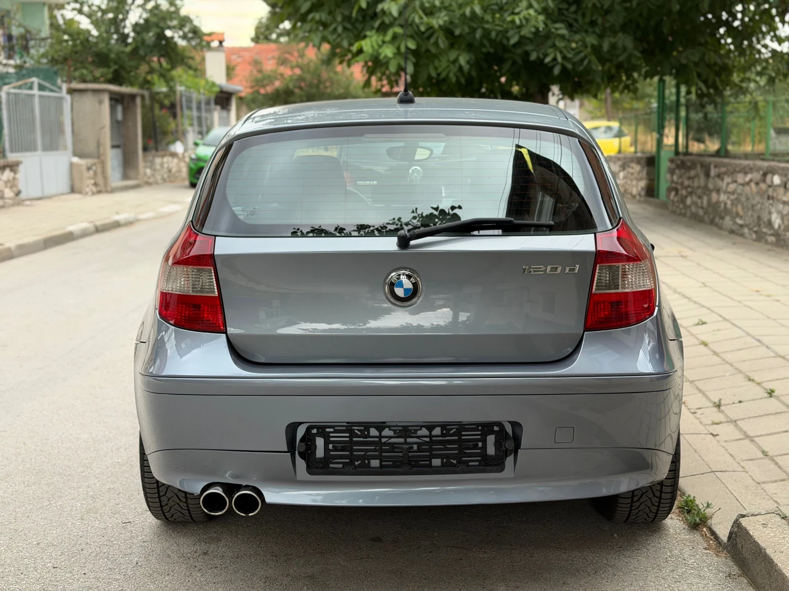 BMW 120 2.0D 163кс. Автомат* Парктроник* Подгрев* Старт-Ст, снимка 6 - Автомобили и джипове - 55516395