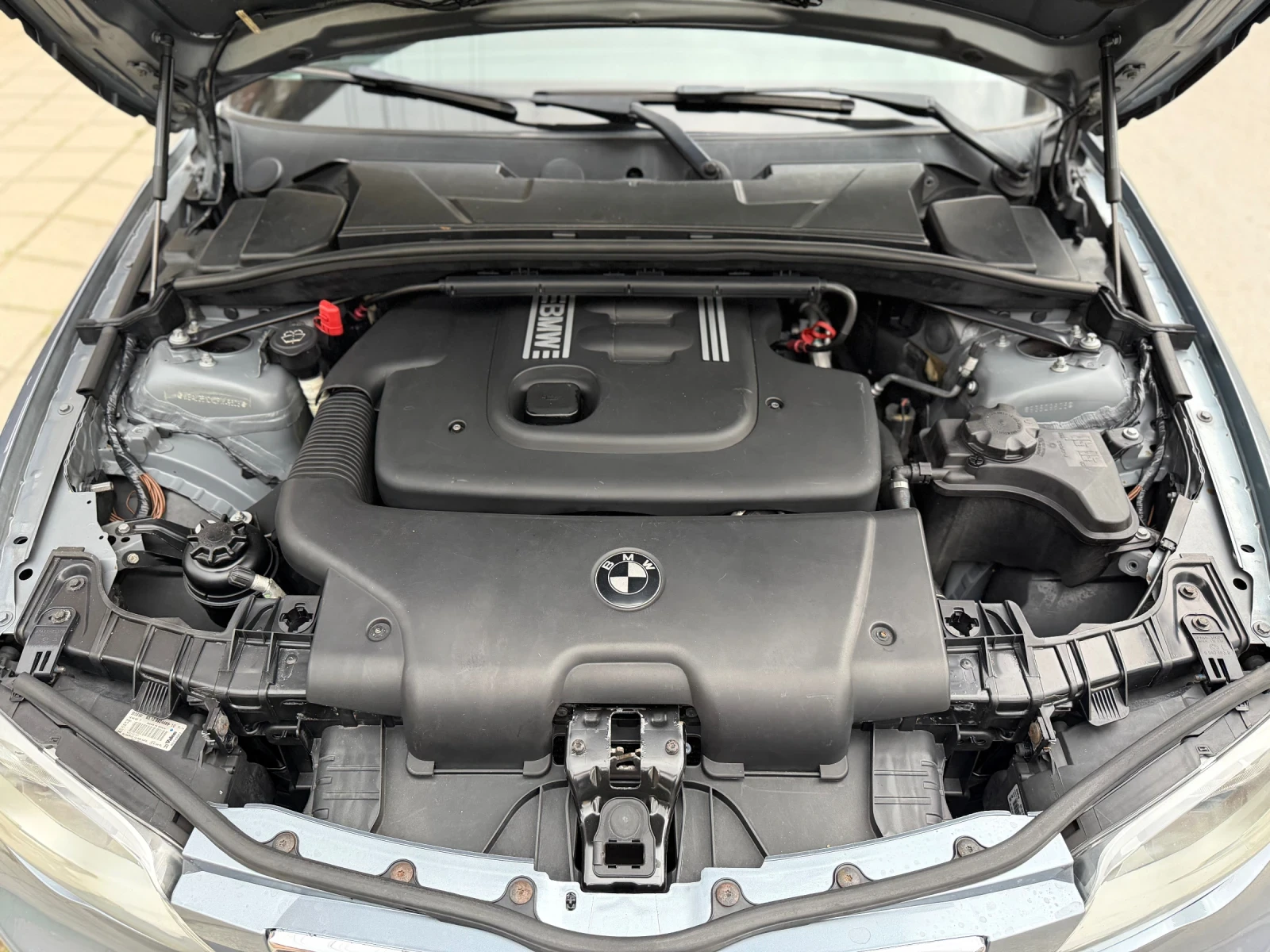 BMW 120 2.0D 163кс. Автомат* Парктроник* Подгрев* Старт-Ст, снимка 17 - Автомобили и джипове - 55516395