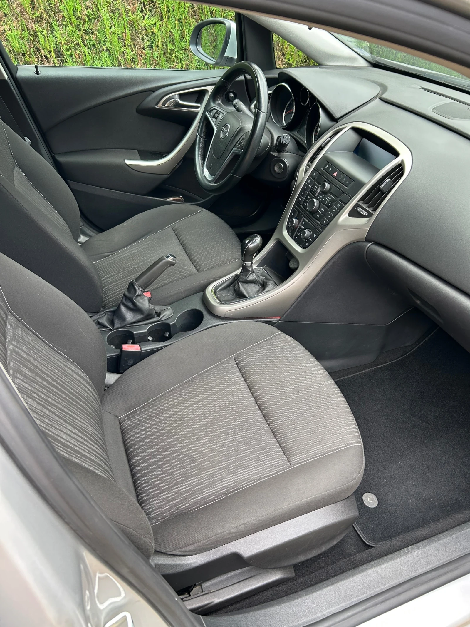 Opel Astra 1.6 115кс., снимка 12 - Автомобили и джипове - 55597128
