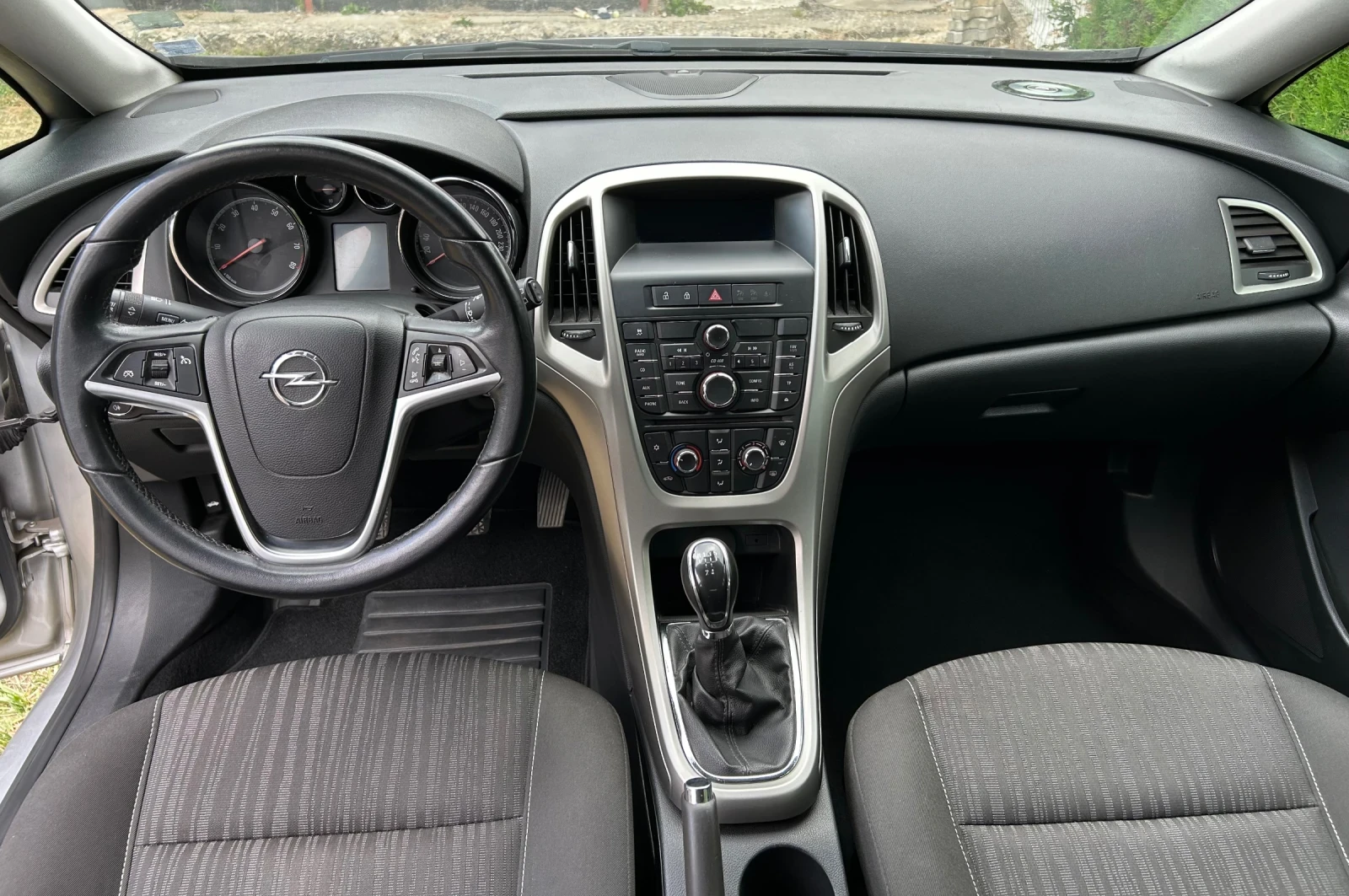 Opel Astra 1.6 115кс., снимка 9 - Автомобили и джипове - 55597128