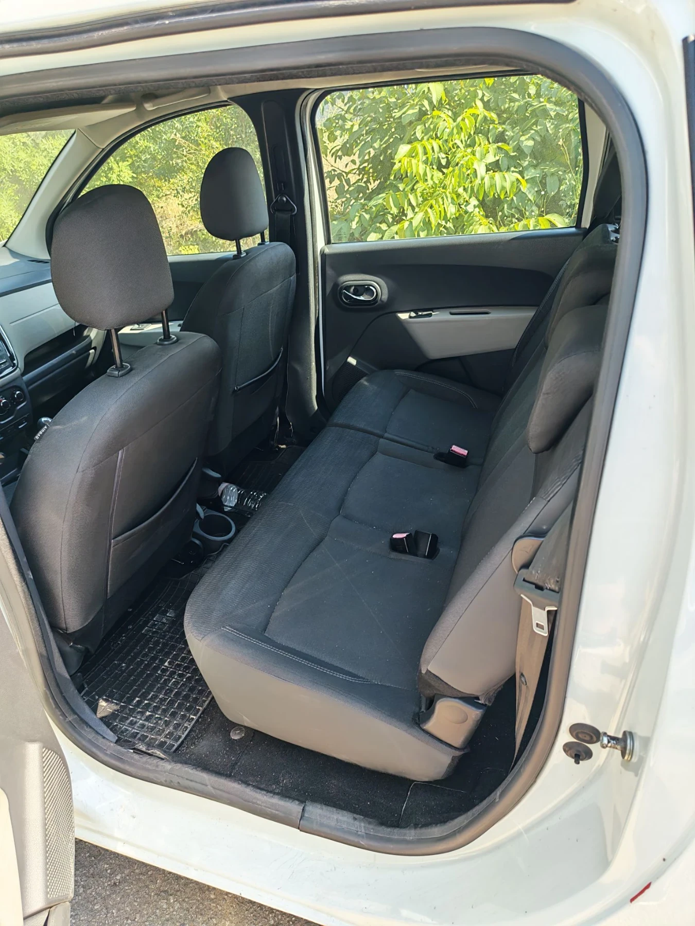 Dacia Lodgy 1.5 dci - 109кс / 7 местна / 6 скорости , снимка 6 - Автомобили и джипове - 55726551