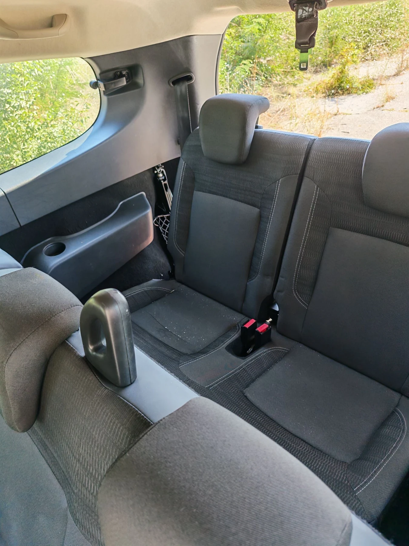 Dacia Lodgy 1.5 dci - 109кс / 7 местна / 6 скорости , снимка 7 - Автомобили и джипове - 55726551
