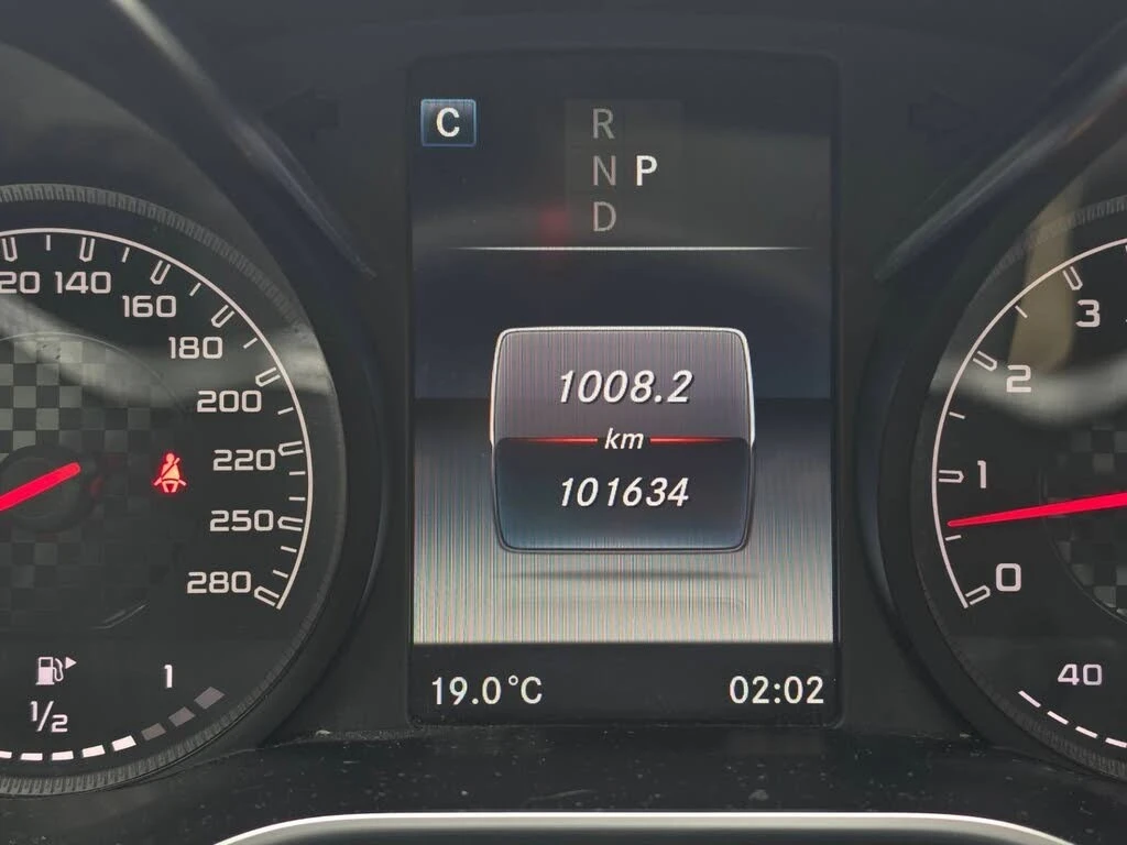 Mercedes-Benz C 43 AMG 4MATIC * Burmester * АвтоКредит (ЦЕНА ДО БГ), снимка 14 - Автомобили и джипове - 56187045