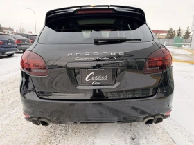 Porsche Cayenne Turbo S AWD* CARFAX* АвтоКредит * (ЦЕНА ДО БГ), снимка 6