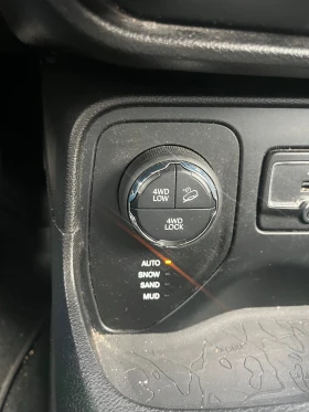 Jeep Renegade 2.0 Mjet 4* 4 LIMITED , снимка 15