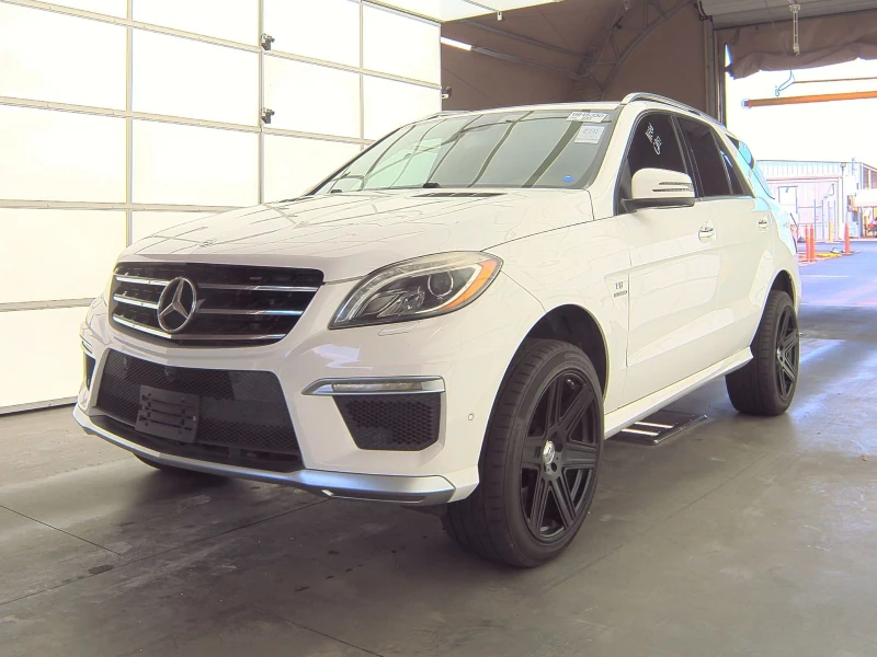 Mercedes-Benz ML 63 AMG * отлично състояние* , снимка 2 - Автомобили и джипове - 47143791