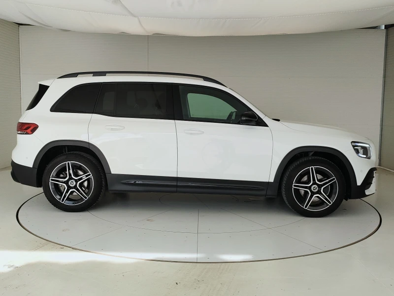 Mercedes-Benz GLB PREMIUM AMG LINE 4-MATIC, снимка 2 - Автомобили и джипове - 52657073