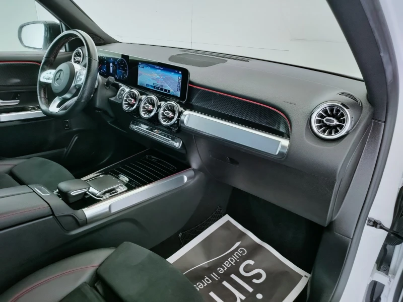 Mercedes-Benz GLB PREMIUM AMG LINE 4-MATIC, снимка 11 - Автомобили и джипове - 52657073