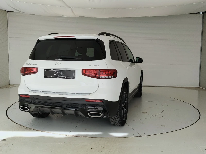 Mercedes-Benz GLB PREMIUM AMG LINE 4-MATIC, снимка 4 - Автомобили и джипове - 52657073