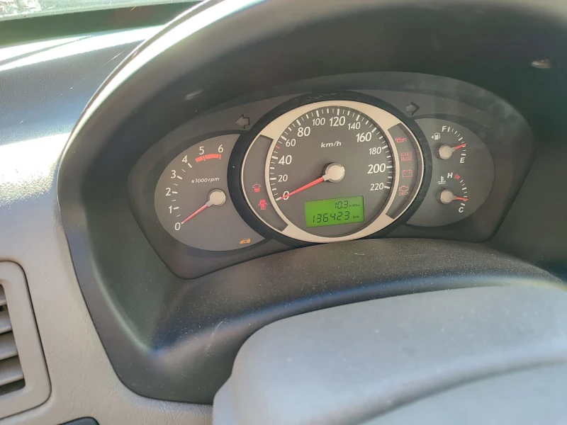 Hyundai Tucson, снимка 6 - Автомобили и джипове - 52740708