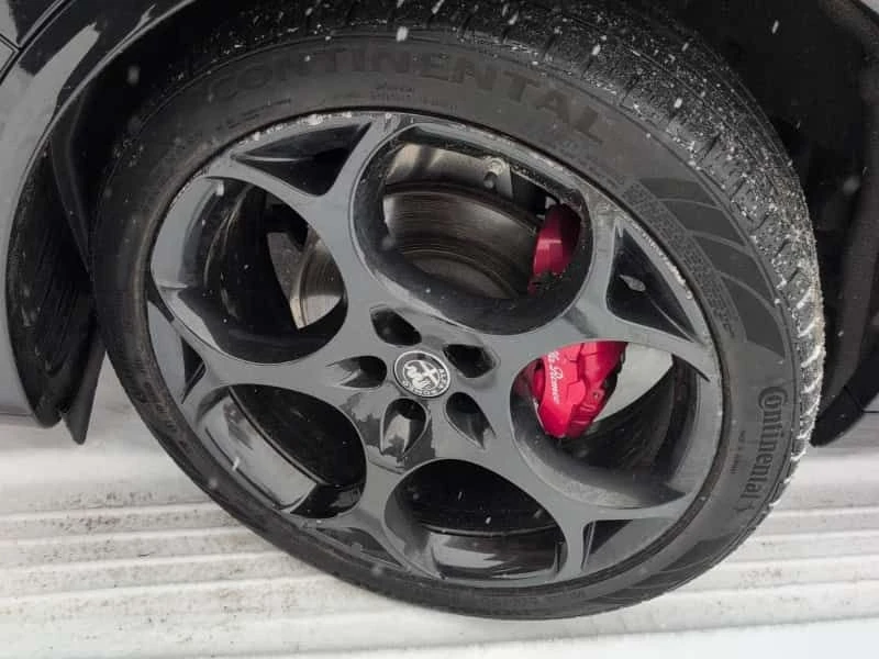 Alfa Romeo Stelvio * Veloce 4D Utility * ПОДГРЕВ* KEYLESS* , снимка 15 - Автомобили и джипове - 53756138