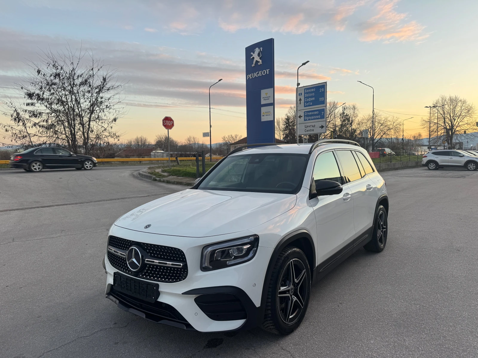Mercedes-Benz GLB PREMIUM AMG LINE 4-MATIC, снимка 1