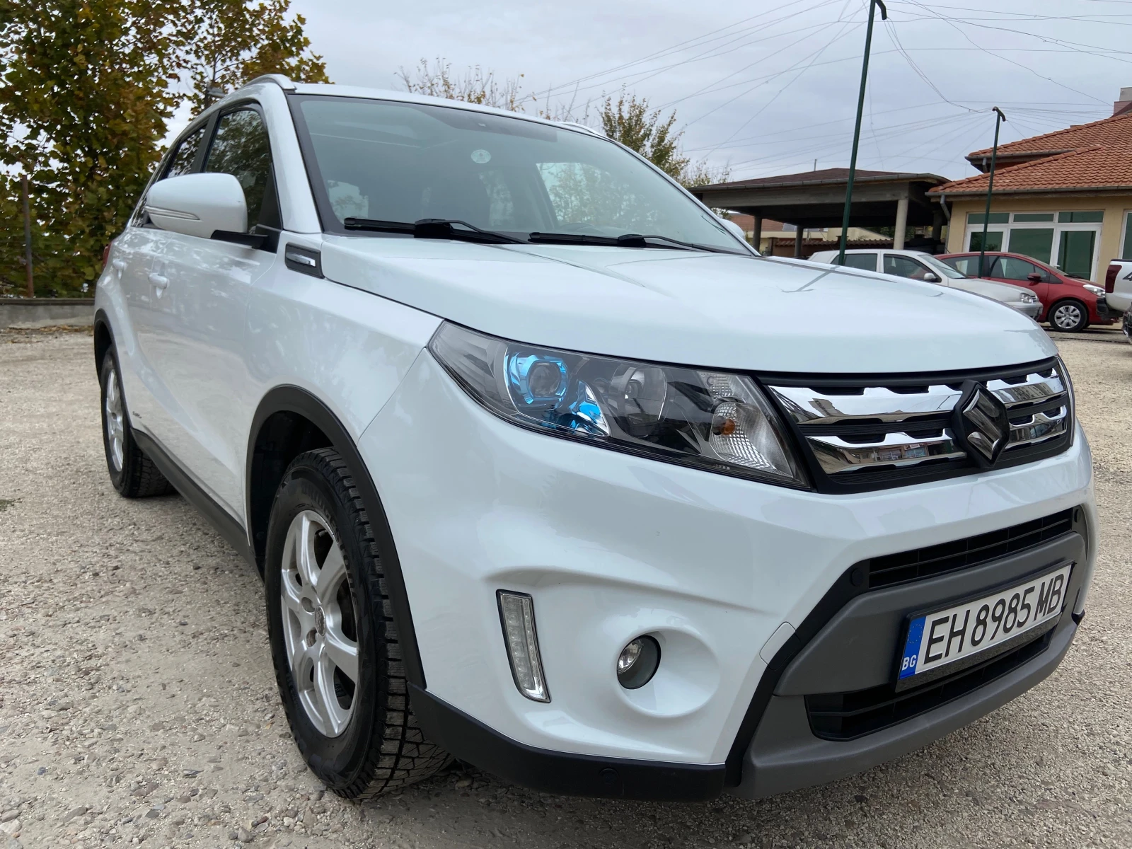 Suzuki Vitara 1.6I 4X4  NAVI Камера Панорама Allgrip Швейцария - изображение 7