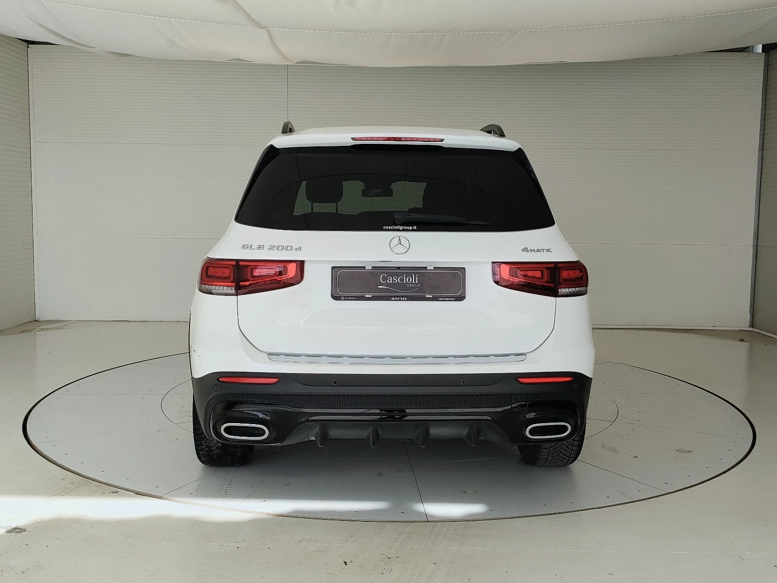 Mercedes-Benz GLB PREMIUM AMG LINE 4-MATIC - изображение 6