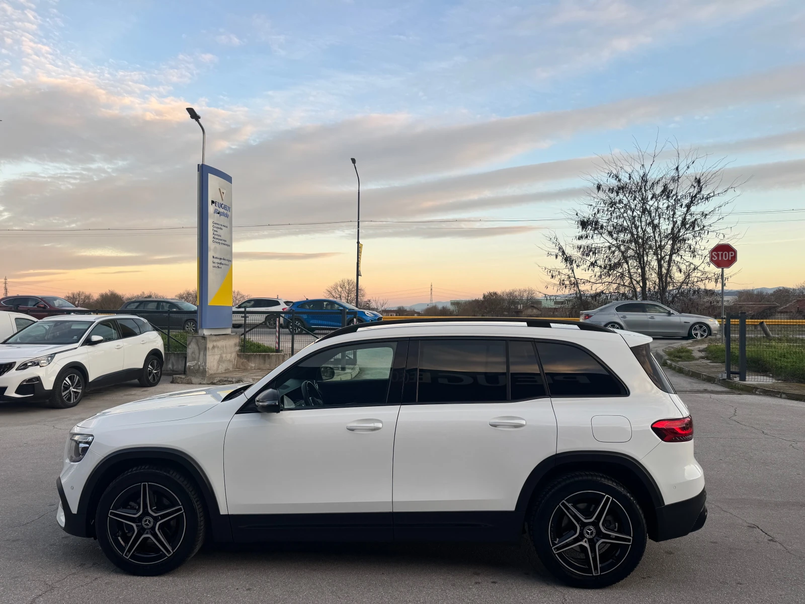 Mercedes-Benz GLB PREMIUM AMG LINE 4-MATIC - изображение 2