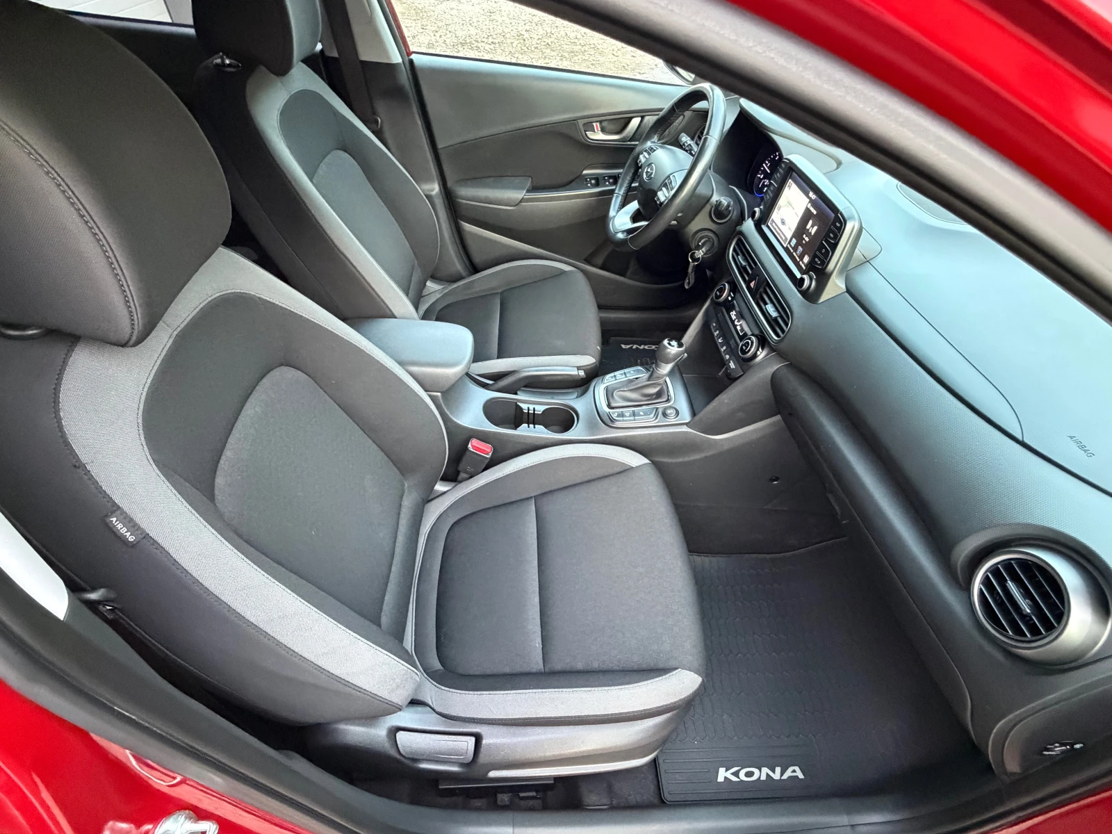 Hyundai Kona 1.6CRDI* 4X4* TOP* AVTOMAT* 099000KM, снимка 10 - Автомобили и джипове - 53468217