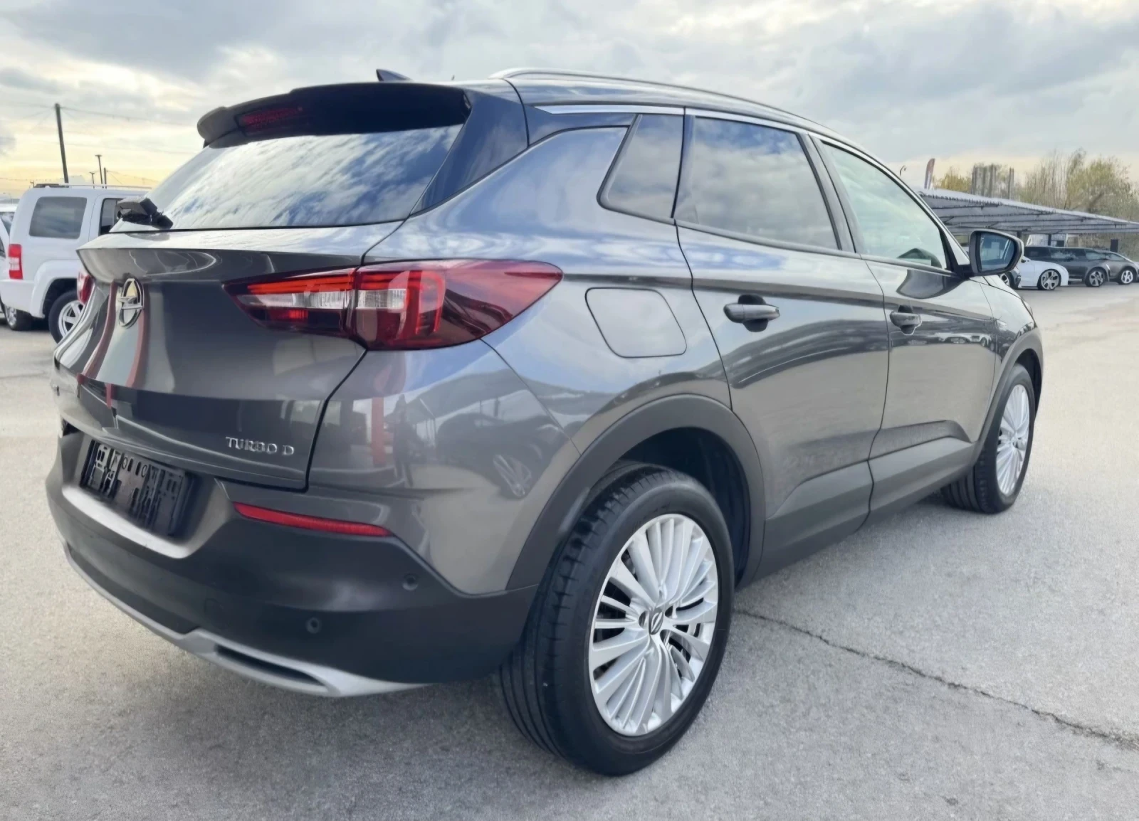 Opel Crossland X 1.6d TURBO LANE ASSIST ANDROID AUTO BLINDSPOT FULL - изображение 5