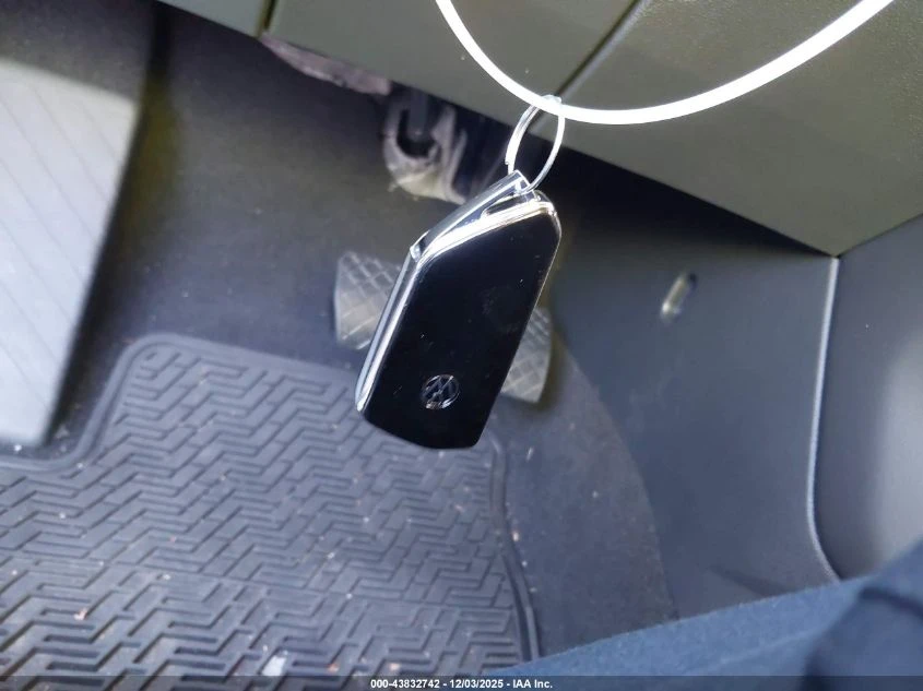 VW Atlas 2l Volkswagen 2.0T Se W/Technology | Mobile.bg � ����������� 11