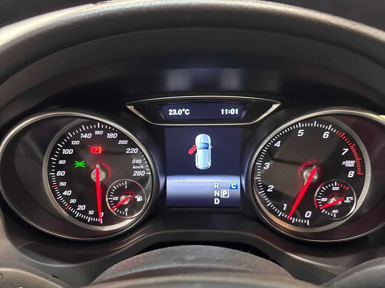Mercedes-Benz GLA 250  CARFAX, снимка 8 - Автомобили и джипове - 54798310