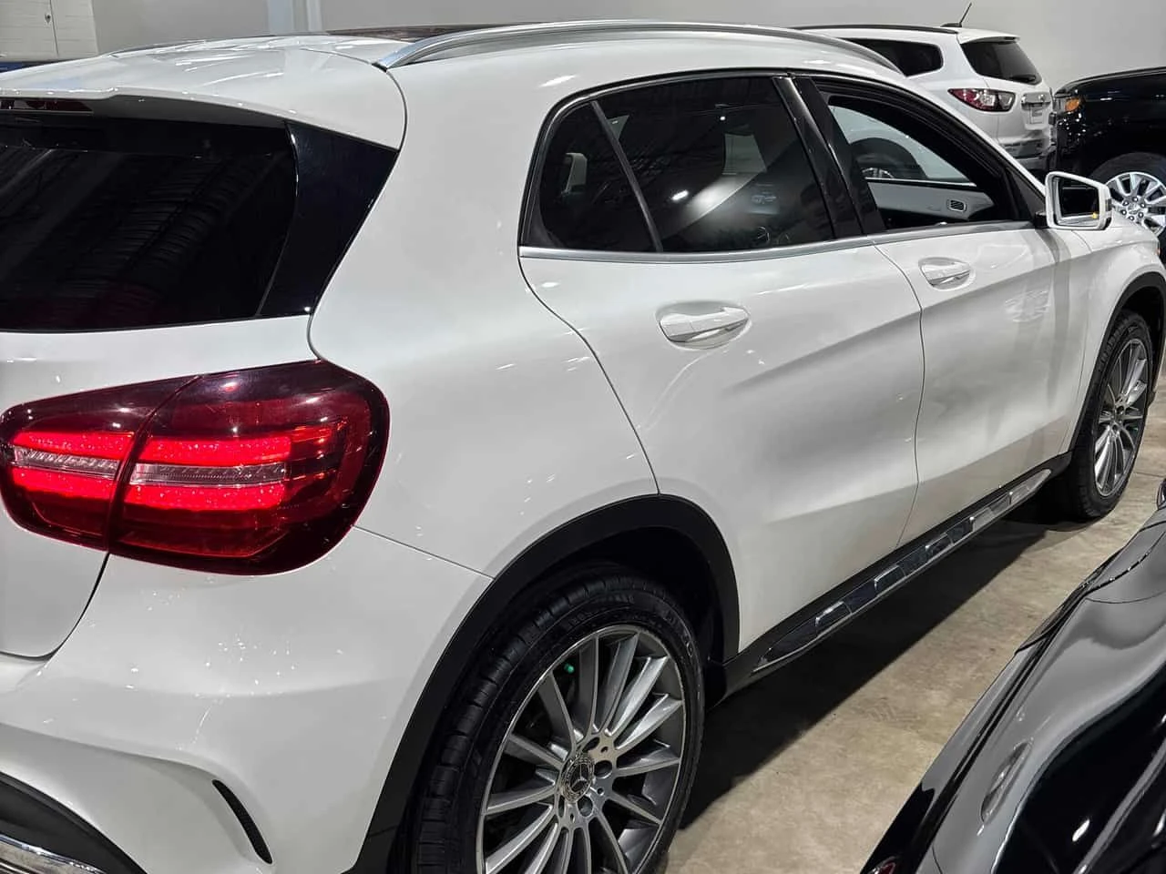 Mercedes-Benz GLA 250  CARFAX, снимка 3 - Автомобили и джипове - 54798310