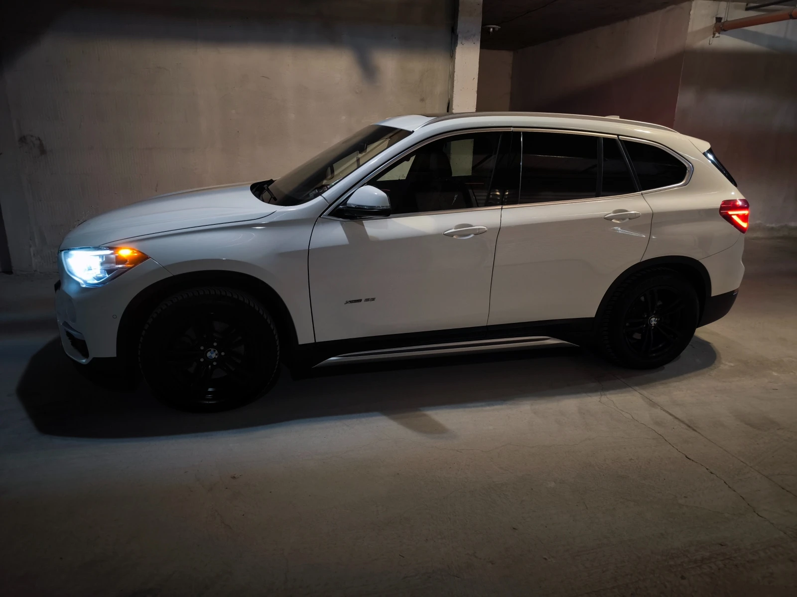 BMW X1 F48 28i xDrive, снимка 2 - Автомобили и джипове - 55997926