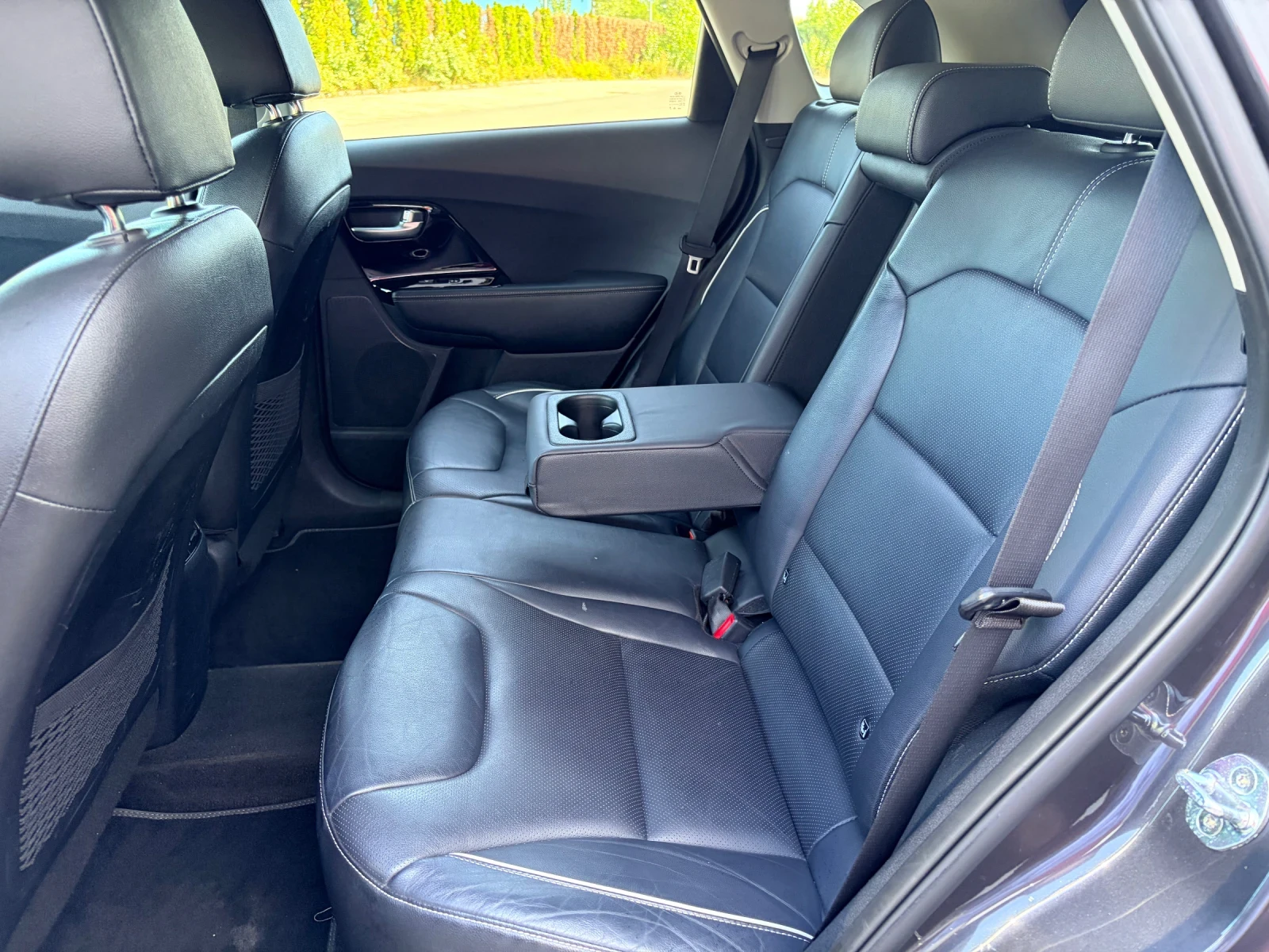 Kia Niro SOH 100% 64kw 204kc TERMOPOMPA!!!PREMIUM!!!, снимка 14 - Автомобили и джипове - 56009874