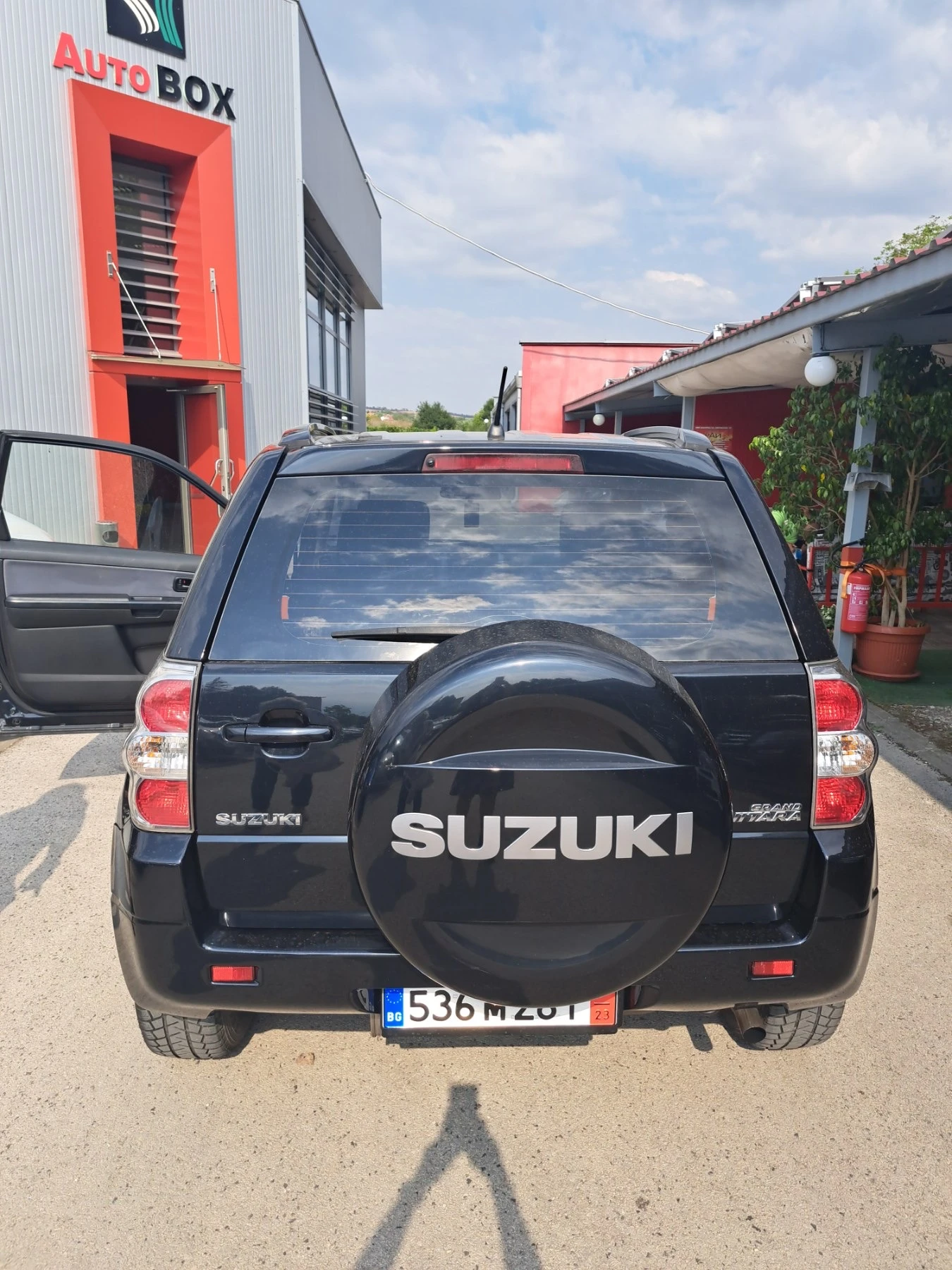 Suzuki Grand vitara 1.9 DDiS, снимка 2 - Автомобили и джипове - 56064524