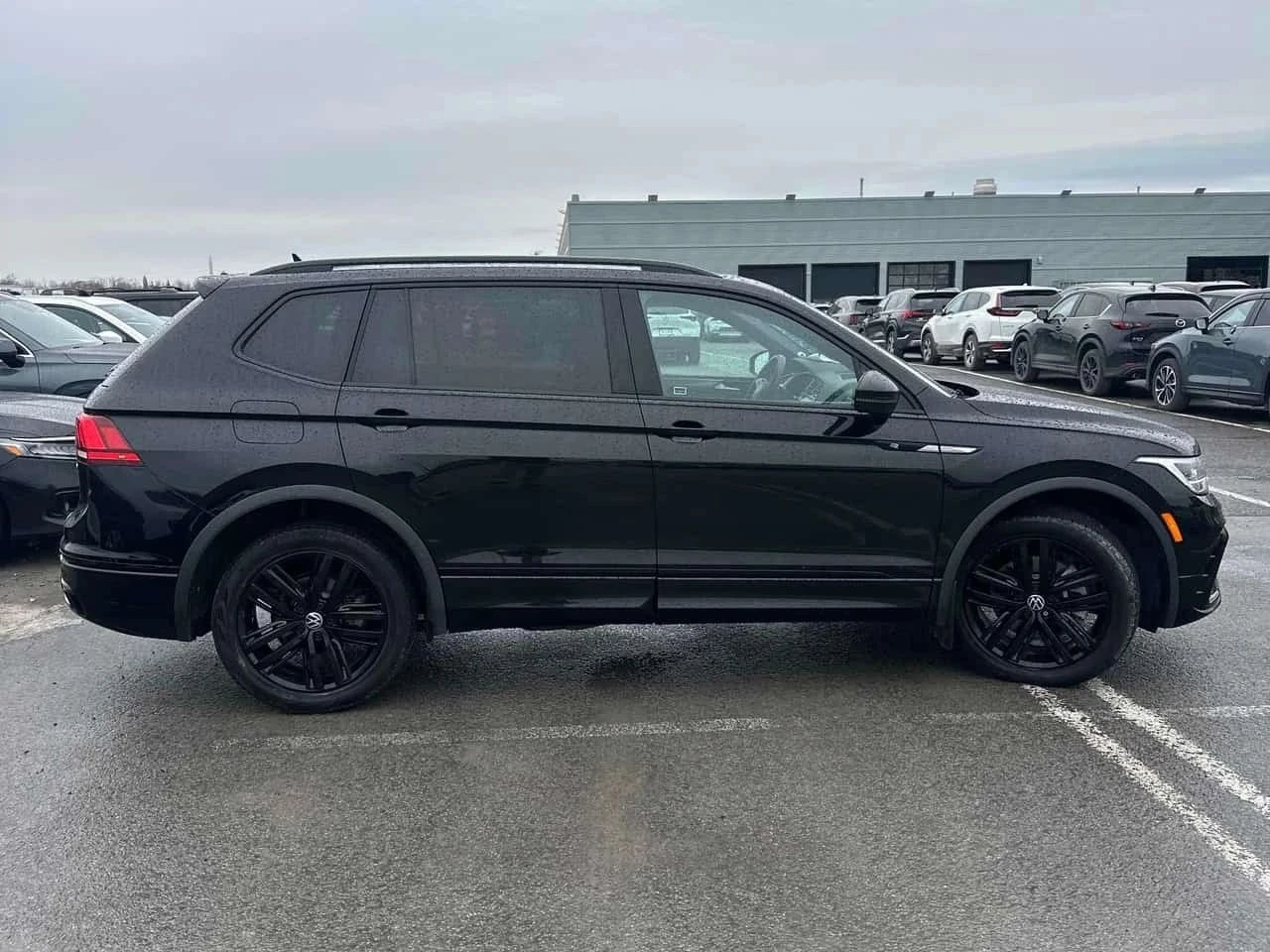 VW Tiguan, снимка 3 - Автомобили и джипове - 56713237