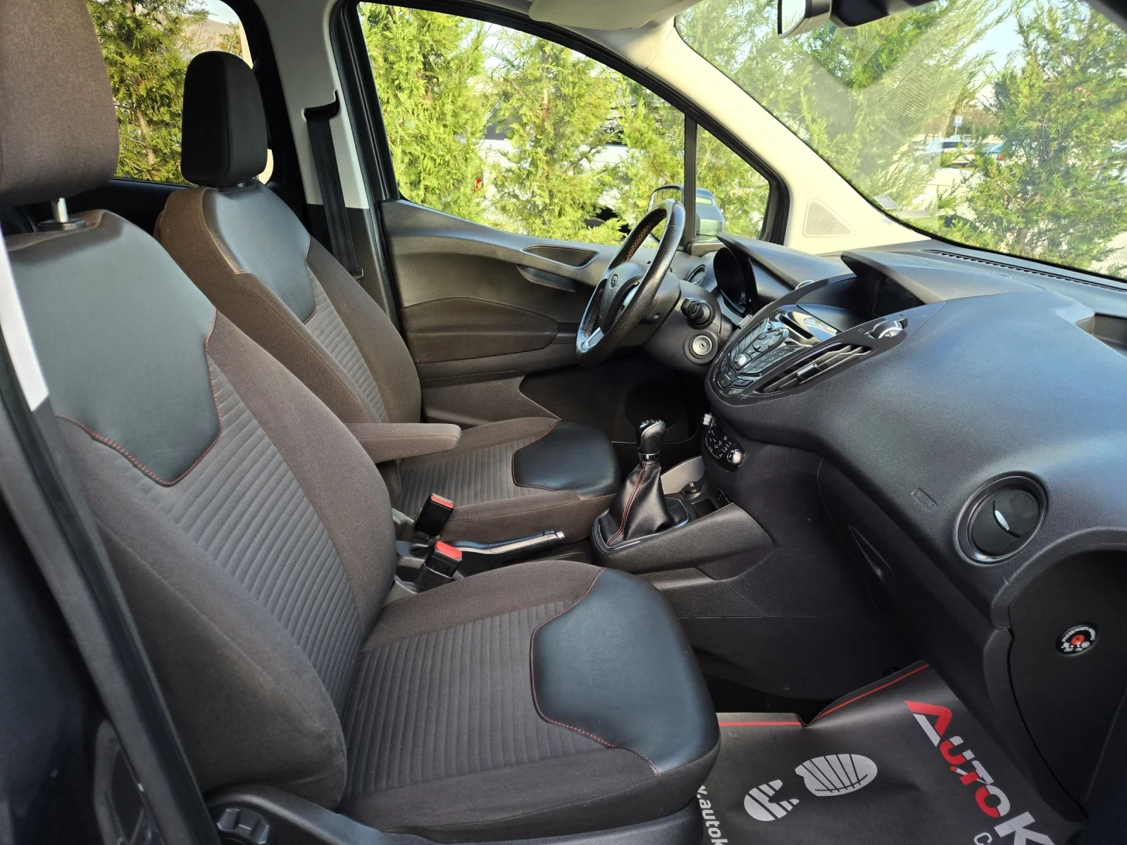 Ford Tourneo Courier= 143.000km | Mobile.bg   15