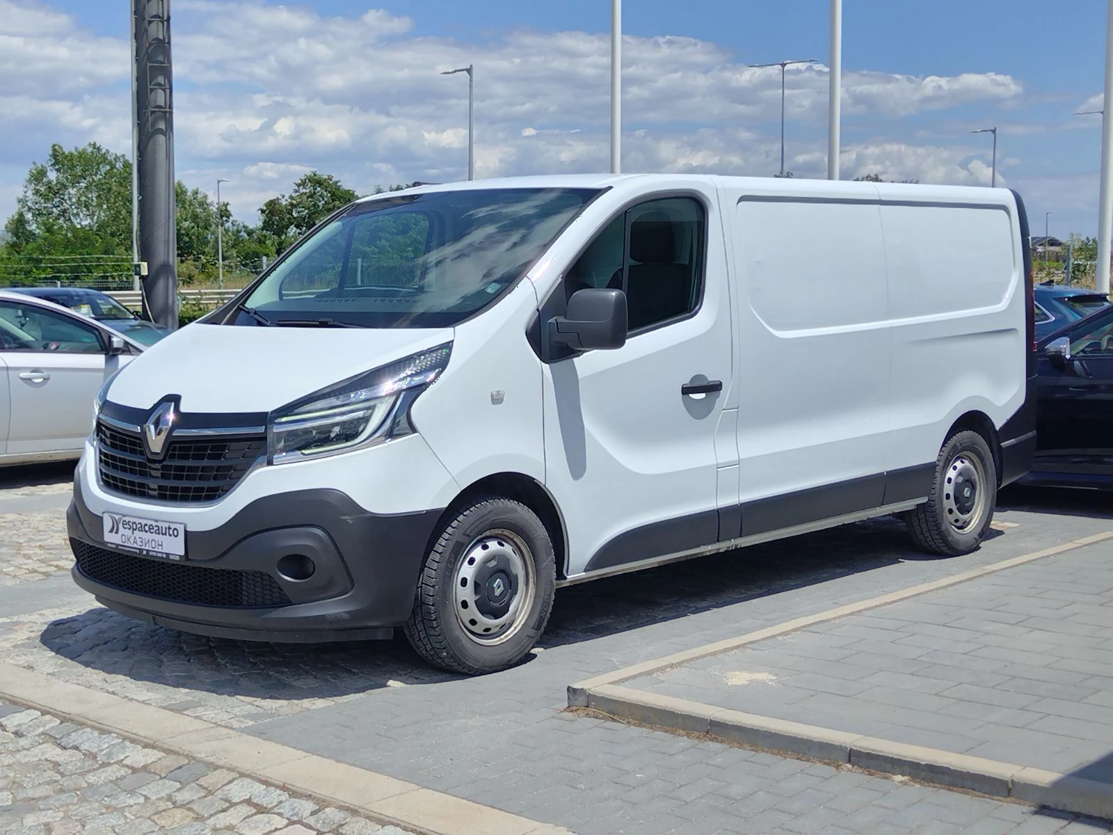 Renault Trafic 2.0dCi/146к.с./L2H1