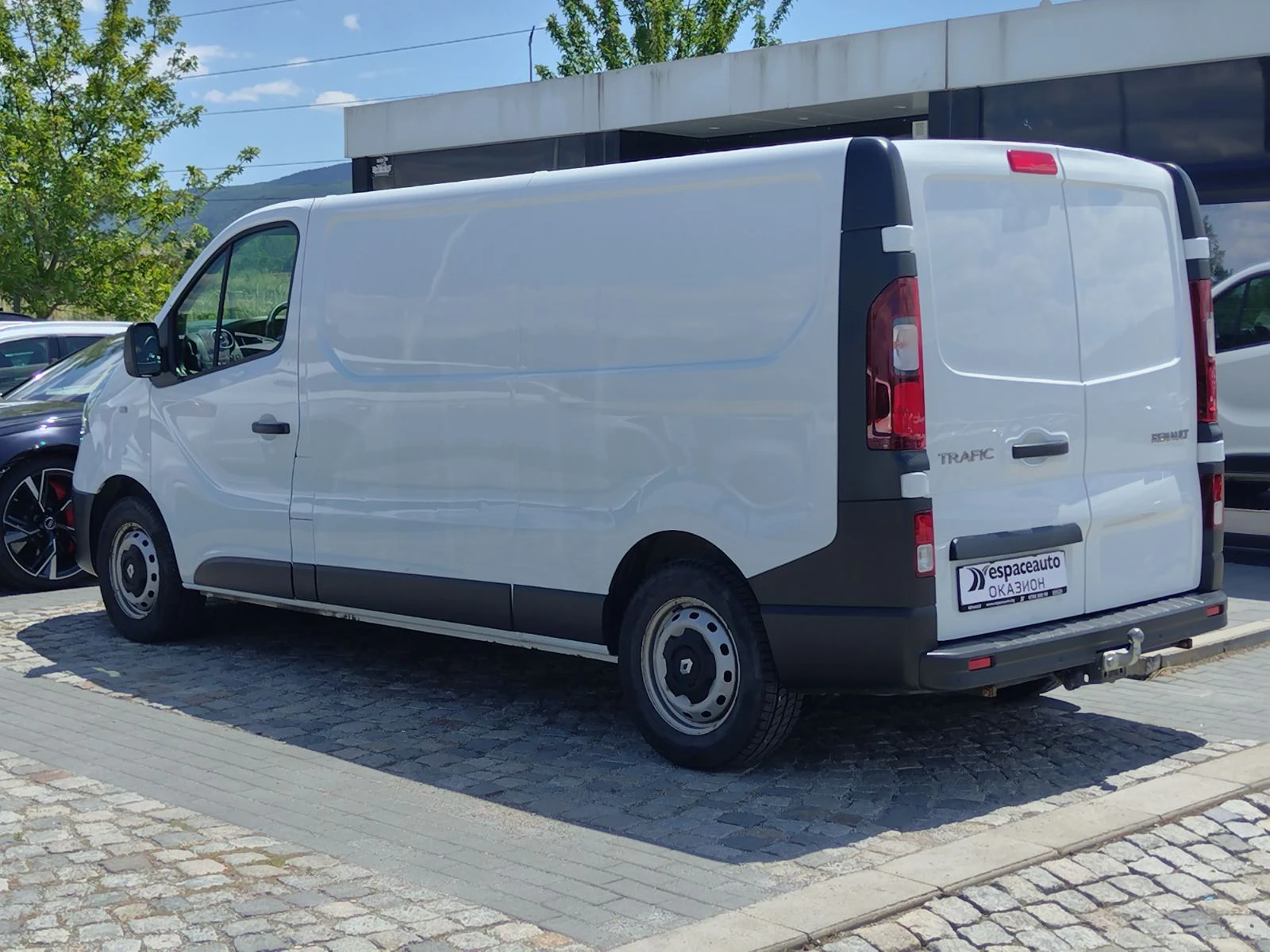 Renault Trafic 2.0dCi/146к.с./L2H1, снимка 6 - Бусове и автобуси - 55232617