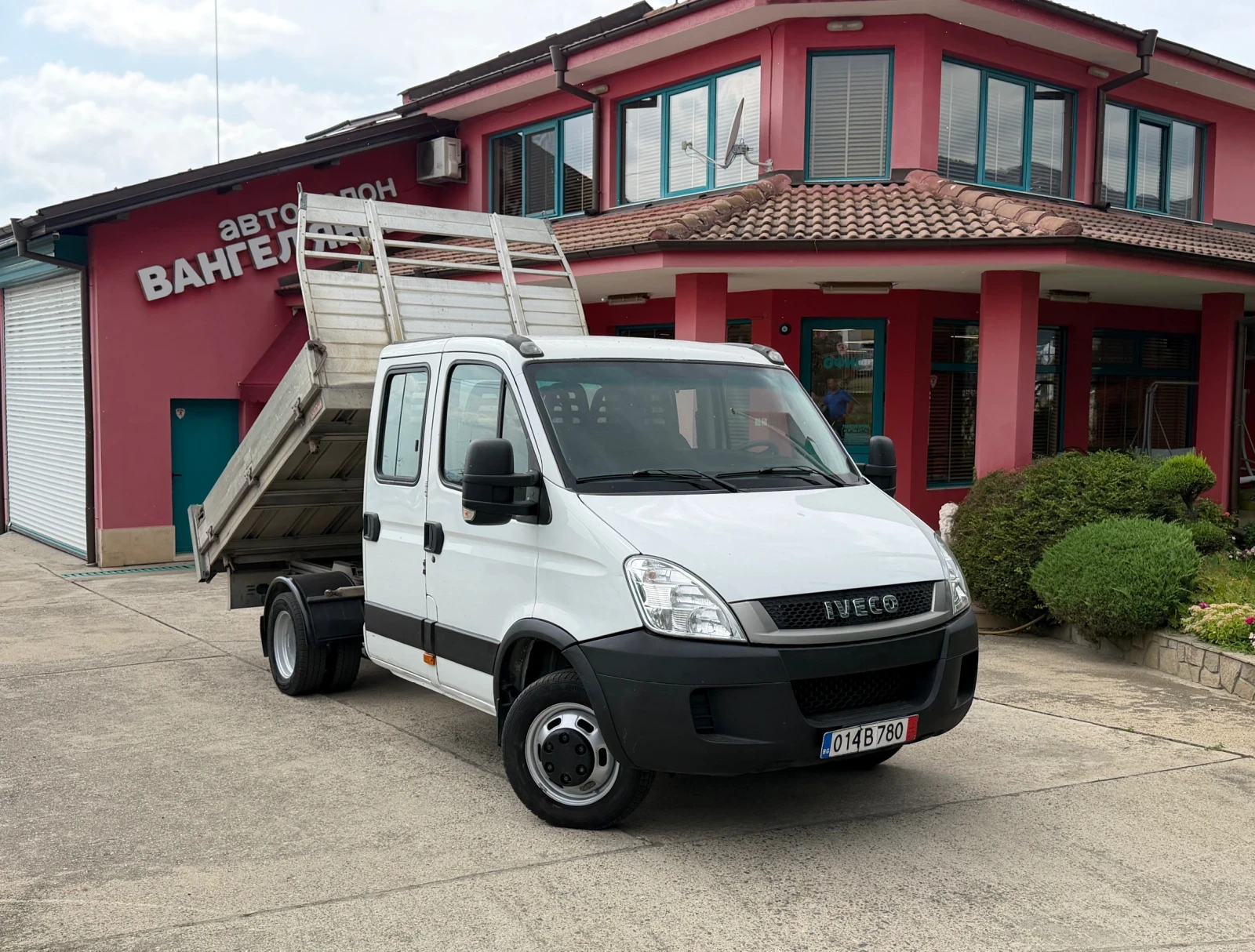 Iveco Daily 35C15* 3.0HPI* Тристранен самосвал* 2.90 метра кош