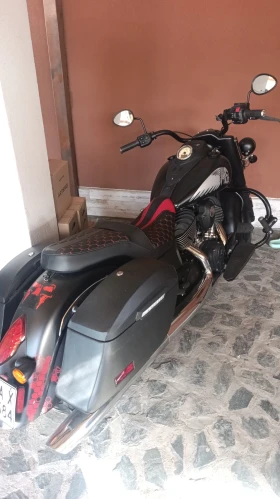 ����� �� �������� �� Indian Chieftain Dark Horse