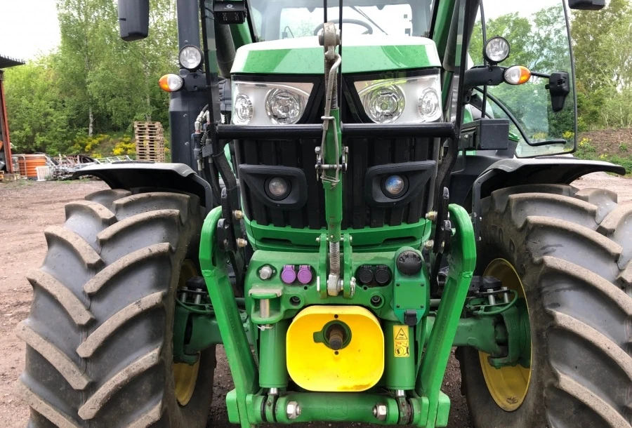 Трактор John Deere 6130R - изображение 8