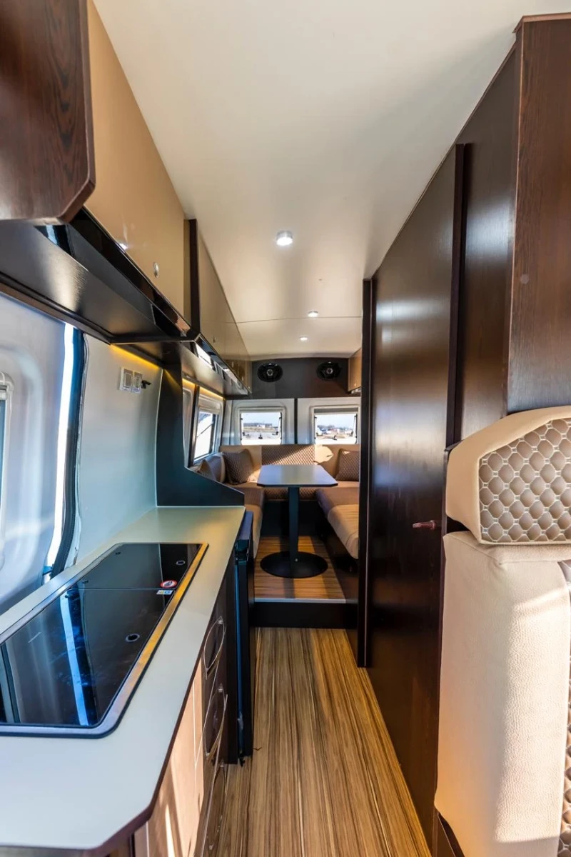 Кемпер Mercedes-Benz Sprinter , снимка 9 - Каравани и кемпери - 53593124
