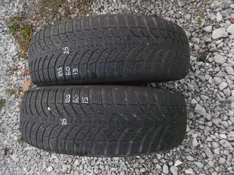 Гуми Зимни 185/60R15, снимка 1 - Гуми и джанти - 16386256