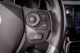 Toyota Auris 1.8 Hybrid ТОП! С ГАРАНЦИЯ! , снимка 14