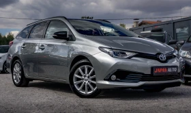 Toyota Auris 1.8 Hybrid ТОП! С ГАРАНЦИЯ! , снимка 3