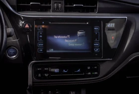 Toyota Auris 1.8 Hybrid ТОП! С ГАРАНЦИЯ! , снимка 12