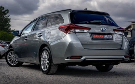 Toyota Auris 1.8 Hybrid ТОП! С ГАРАНЦИЯ! , снимка 6