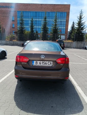 VW Jetta | Mobile.bg    10