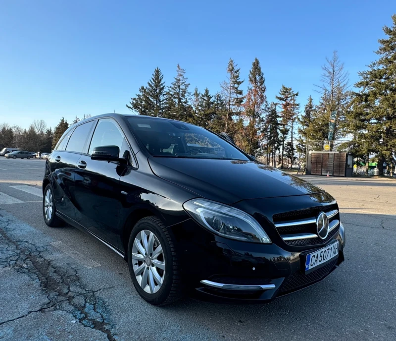 Mercedes-Benz B 200, снимка 1 - Автомобили и джипове - 49167450