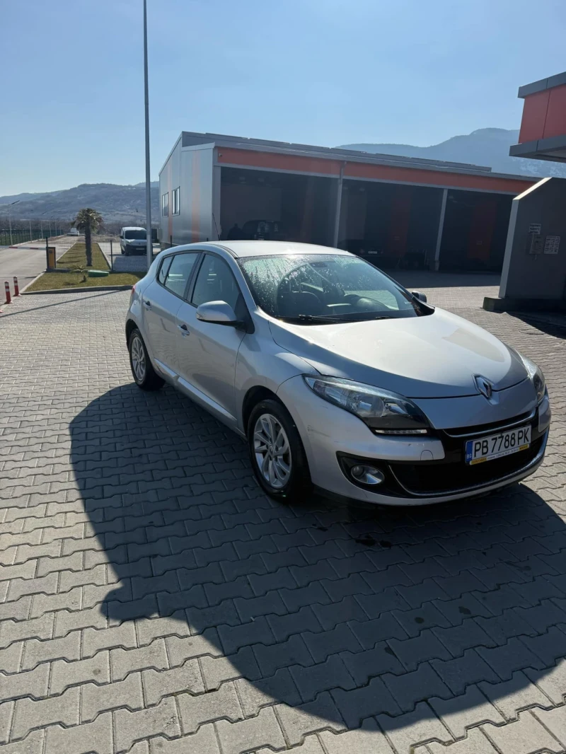 Renault Megane, снимка 3 - Автомобили и джипове - 49272342