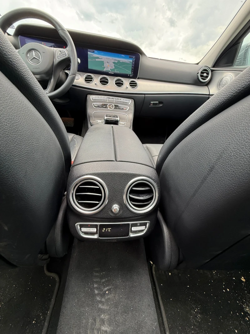 Mercedes-Benz E 350, снимка 11 - Автомобили и джипове - 52713426