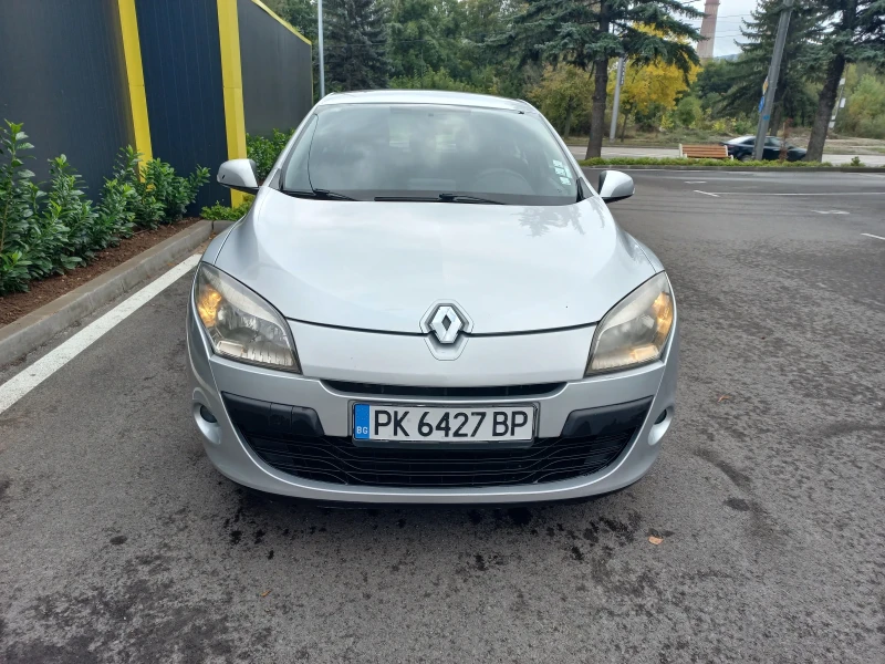 Renault Megane 1.5dci, снимка 4 - Автомобили и джипове - 52093607