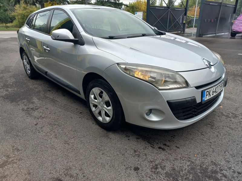 Renault Megane 1.5dci, снимка 2 - Автомобили и джипове - 52093607