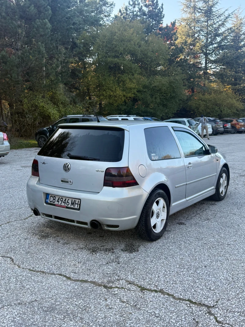 VW Golf, снимка 3 - Автомобили и джипове - 52264475