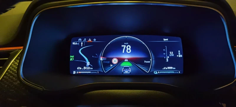 Renault Arkana RS FULL HYBRID 145hp, снимка 4 - Автомобили и джипове - 52566956