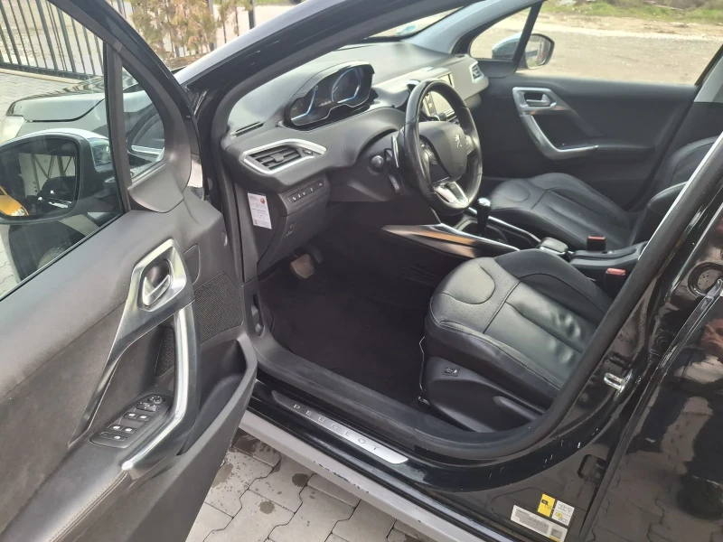 Peugeot 2008 1.2 Automat euro6 , снимка 14 - Автомобили и джипове - 52629500